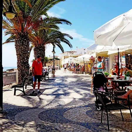 Apartament Chiquita Place, Da