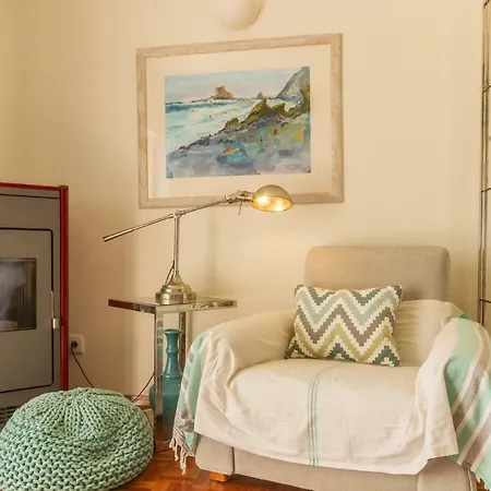 Chiquita Place, Da *