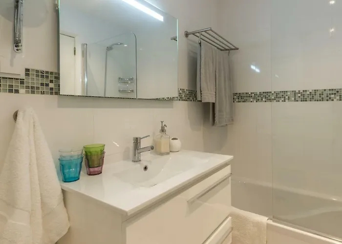 Chiquita Place, Da 公寓