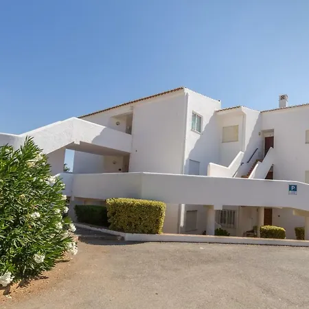 Chiquita Place, Da 아파트