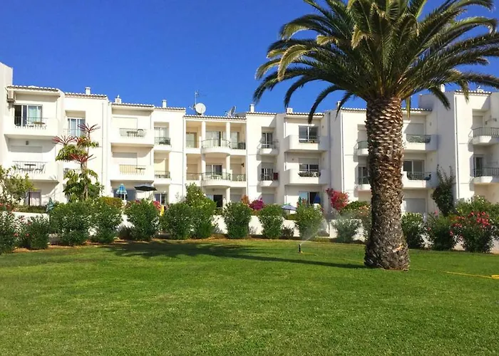 Chiquita Place, Da * Senhora da Luz